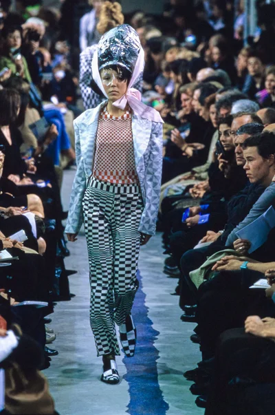 Look 48